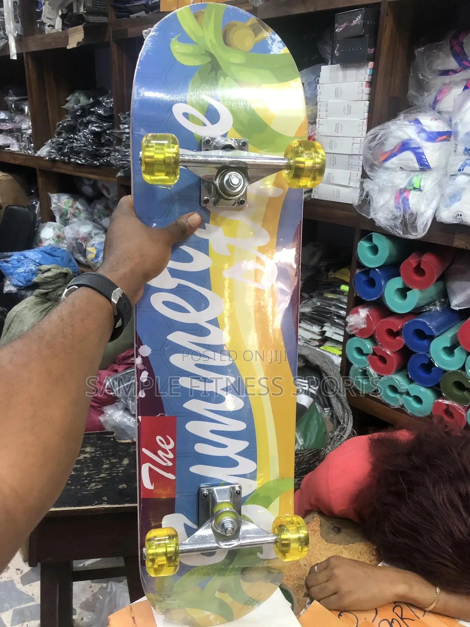 New Design Rubber Wheel Skateboard