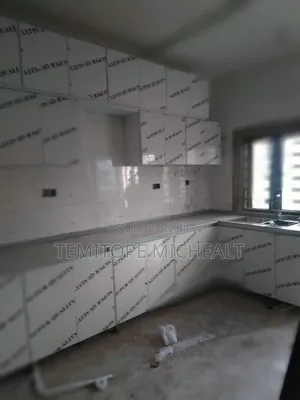3bdrm Apartment in Katampe District for sale