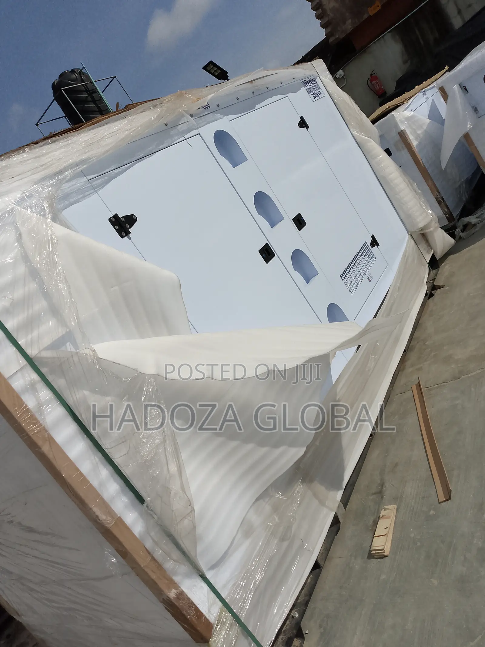 Easy-Starter 300kva Soundproof Perkins Generator