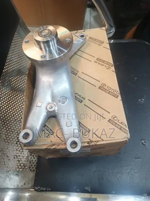 Water Pump Hanger 3ur Toyota Land Cruiser
