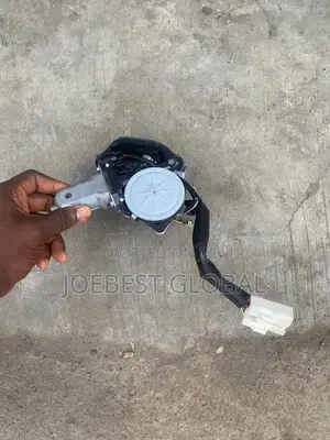 Boot Lock Toyota Venza 2015