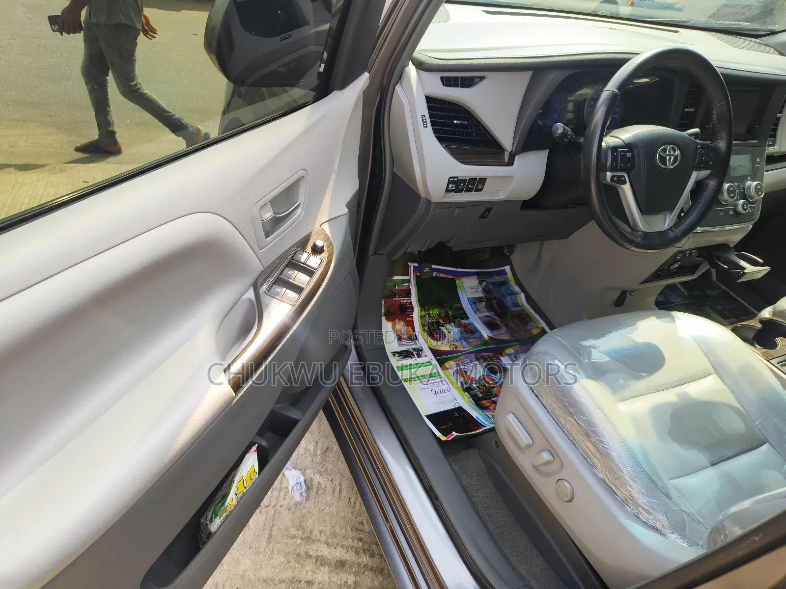 Toyota Sienna 2015 Gray