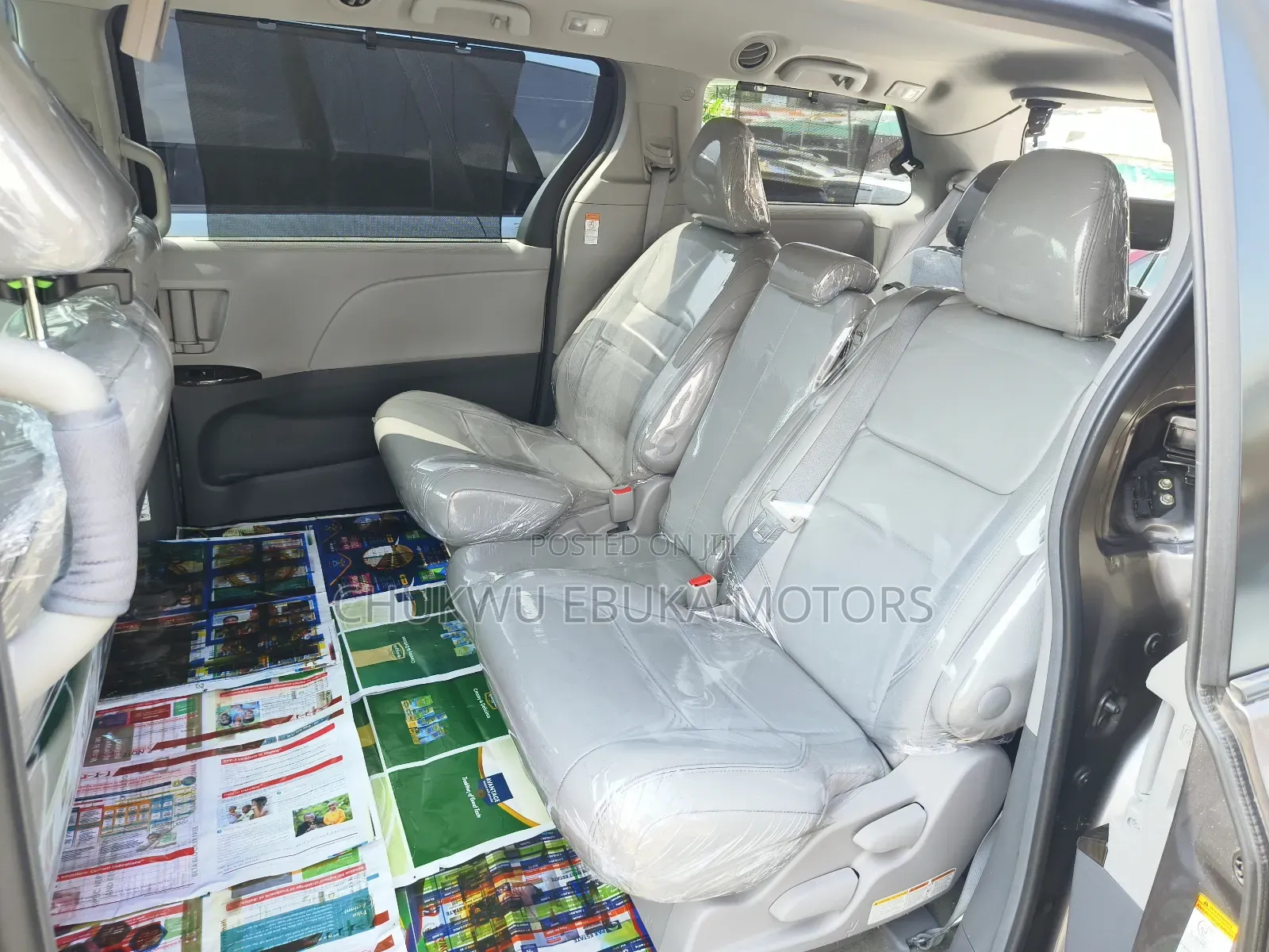 Toyota Sienna 2015 Gray