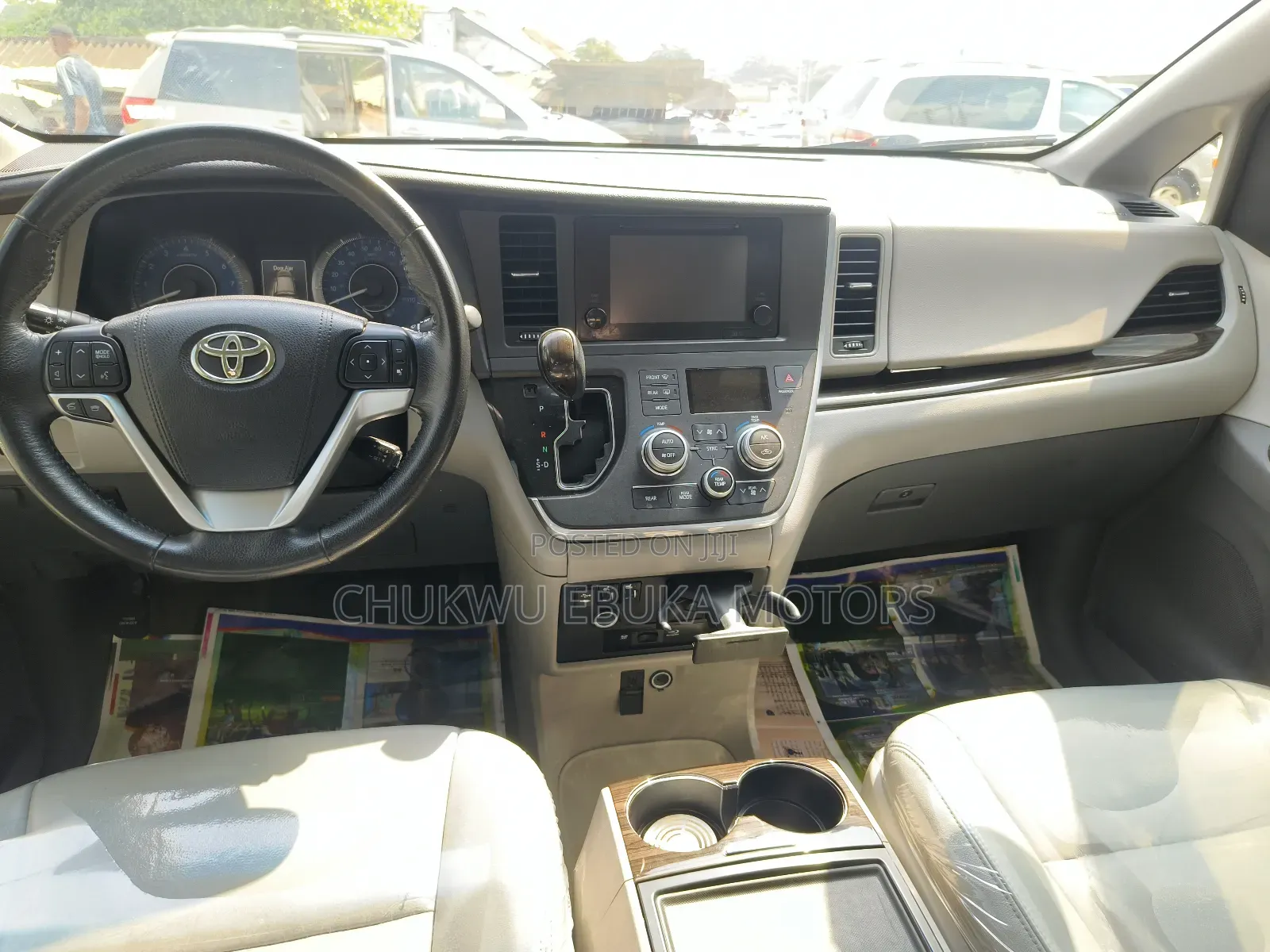 Toyota Sienna 2015 Gray