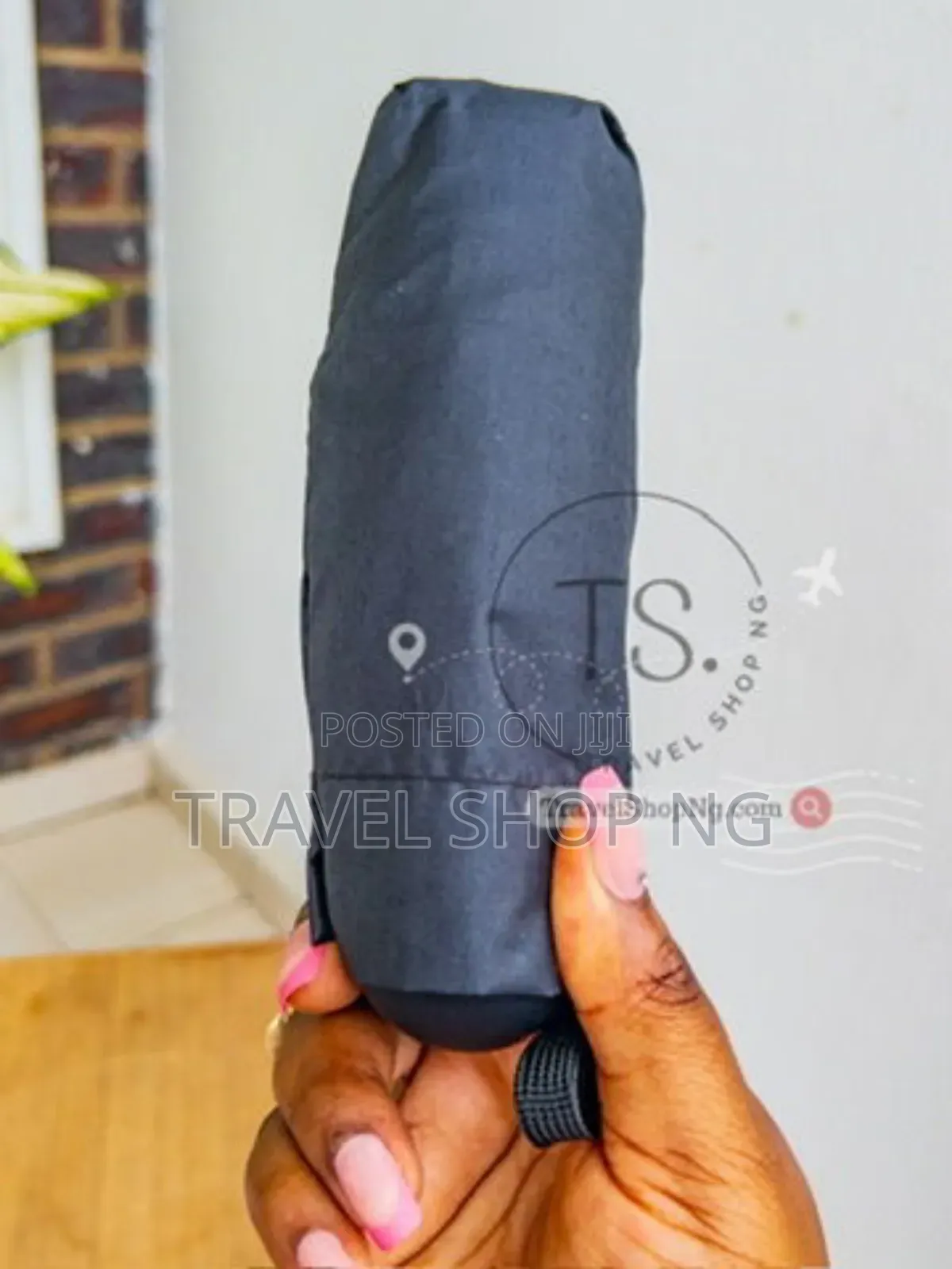 Compact Travel Umbrella With Uv SPF Protection .