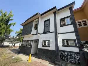 4bdrm Duplex in Wuse 2 for sale