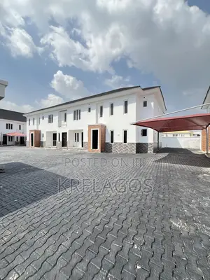 2bdrm Apartment In Ologolo, Lekki For Sale