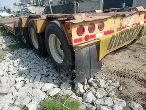 Photo - Lowbed Front Loaders 80 Tone Tokunbo