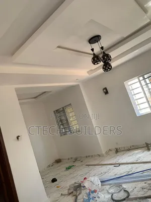 2bdrm Block of Flats in Benin City for rent