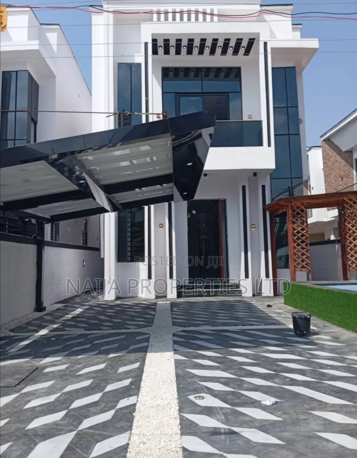 5bdrm Duplex in Orchid, Lekki for rent