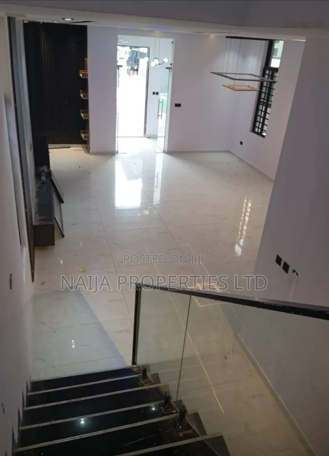 5bdrm Duplex in Orchid, Lekki for rent