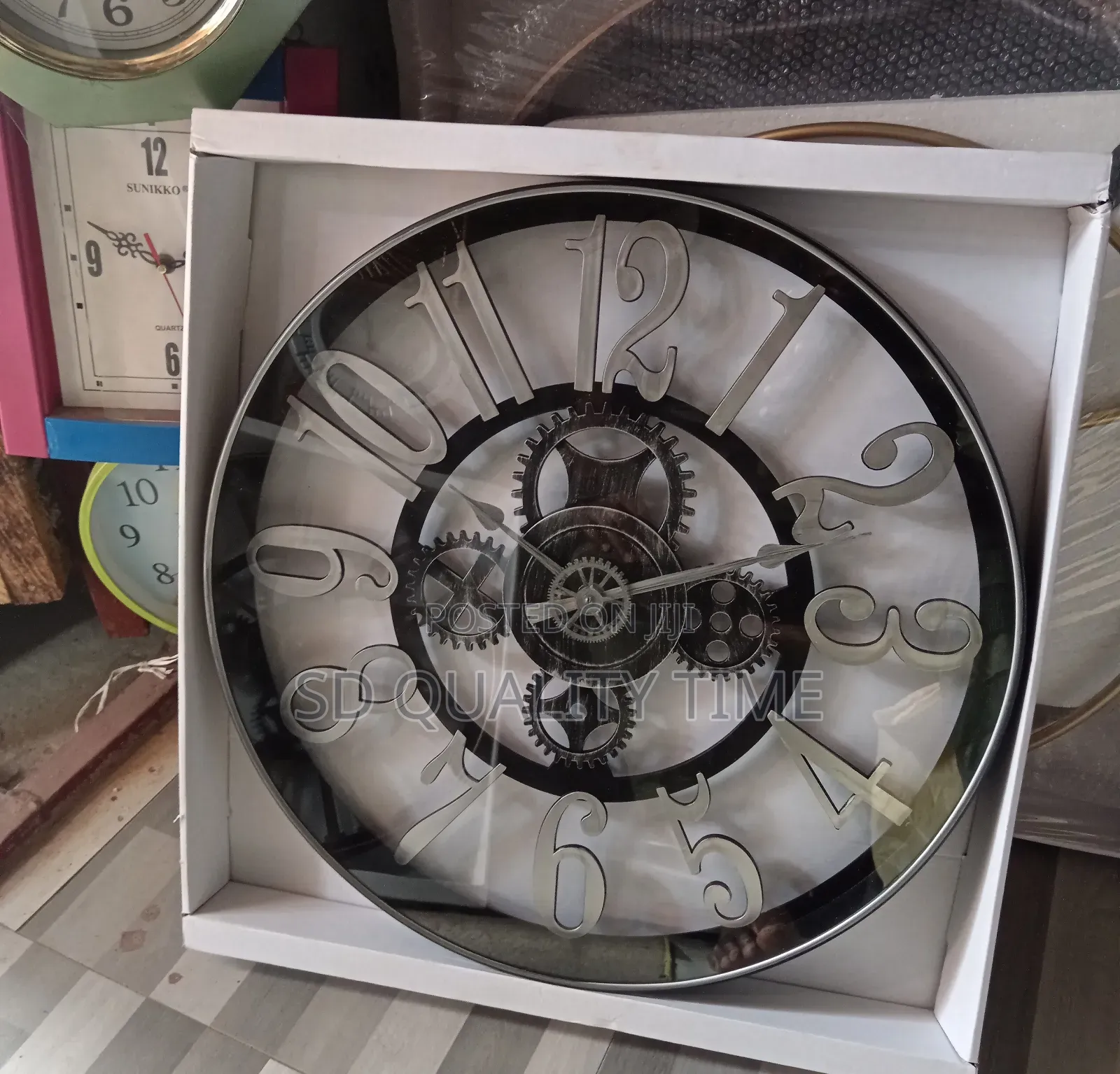 Transparent Circle Wall Clock