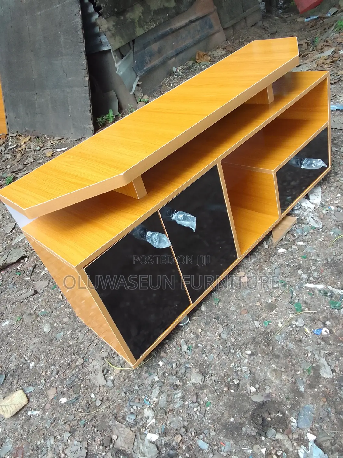 Tv Shelf With 2drawer