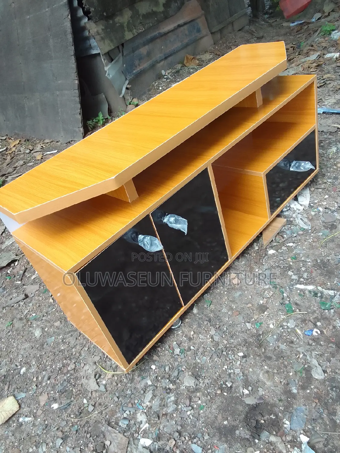 Tv Shelf With 2drawer