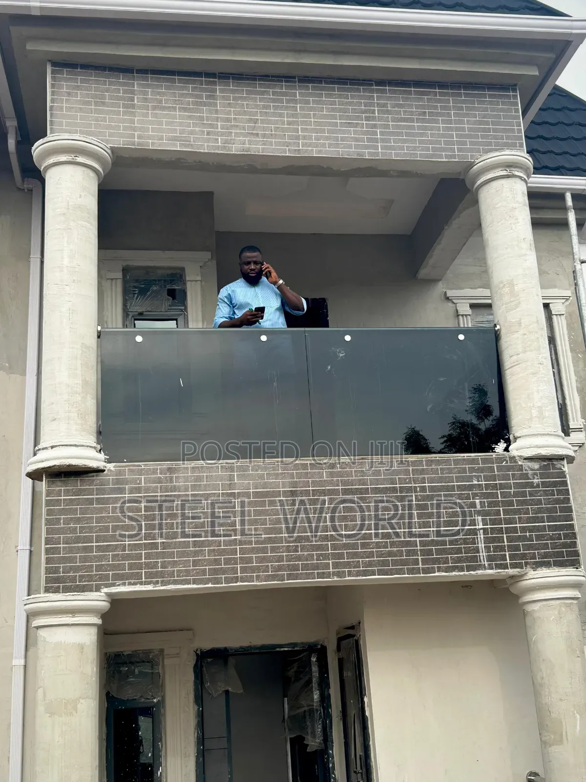 Explicit 10m Frame Glass