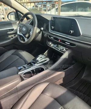 Hyundai Sonata SE 2021 Black