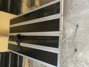 Professional Dj Table and Stand