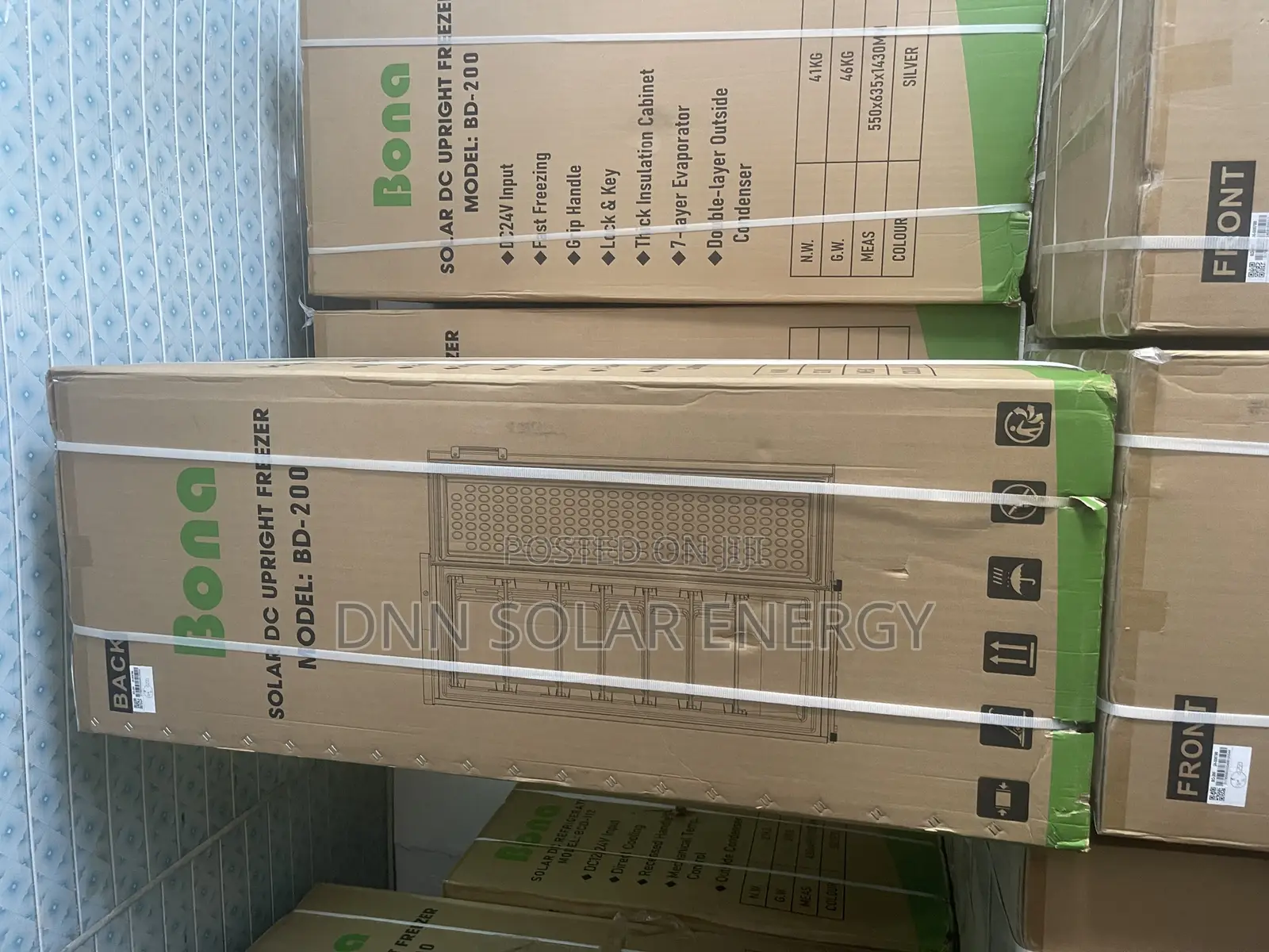 Bona Solar Standing Solar Freezer