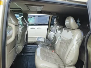 Toyota Sienna XLE 8 Passenger 2012 Gold