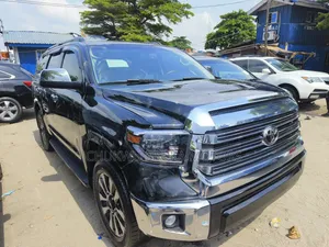 Toyota Sequoia 2015 Black