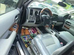 Toyota Sequoia 2015 Black