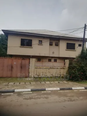 3bdrm Block of Flats in Wuse for rent