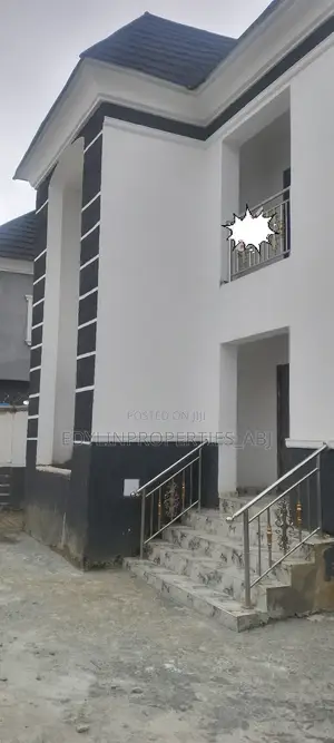 5bdrm Duplex in Apo Resettlement for sale