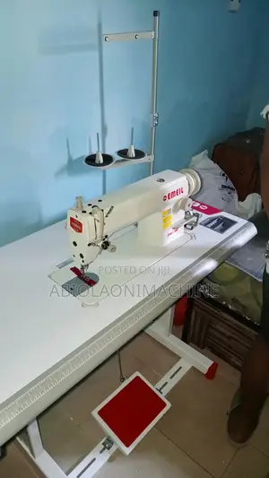 Emeil Industrial Straight Sewing Machine