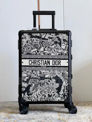 Original CHRISTIAN Dior Training Boxes Available in Store
