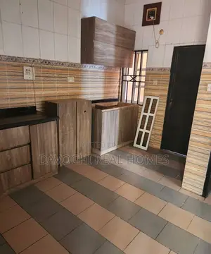 Furnished 5bdrm House in VGC / Ajah for rent