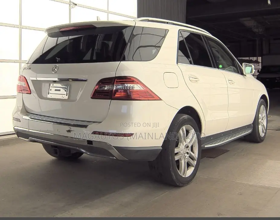 Mercedes-Benz M Class ML 350 4Matic 2013 White