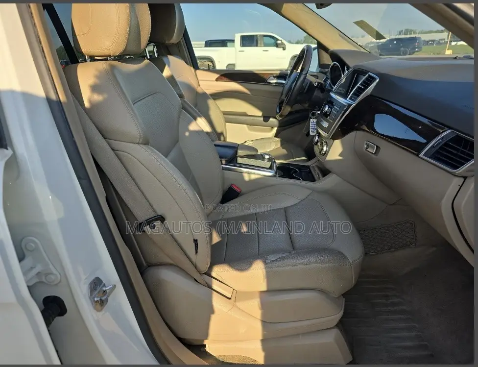 Mercedes-Benz M Class ML 350 4Matic 2013 White