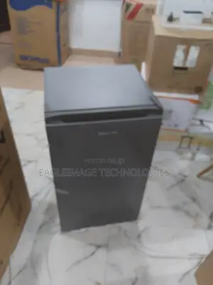 Family-Friendly Hisense 90L Sinle Door Refrigerator(Ref093dr