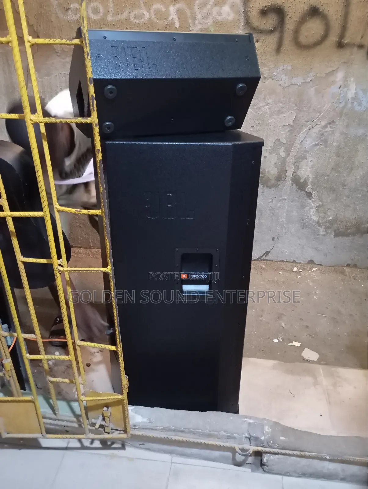 Original JBL Full Range Box Speaker Model 725