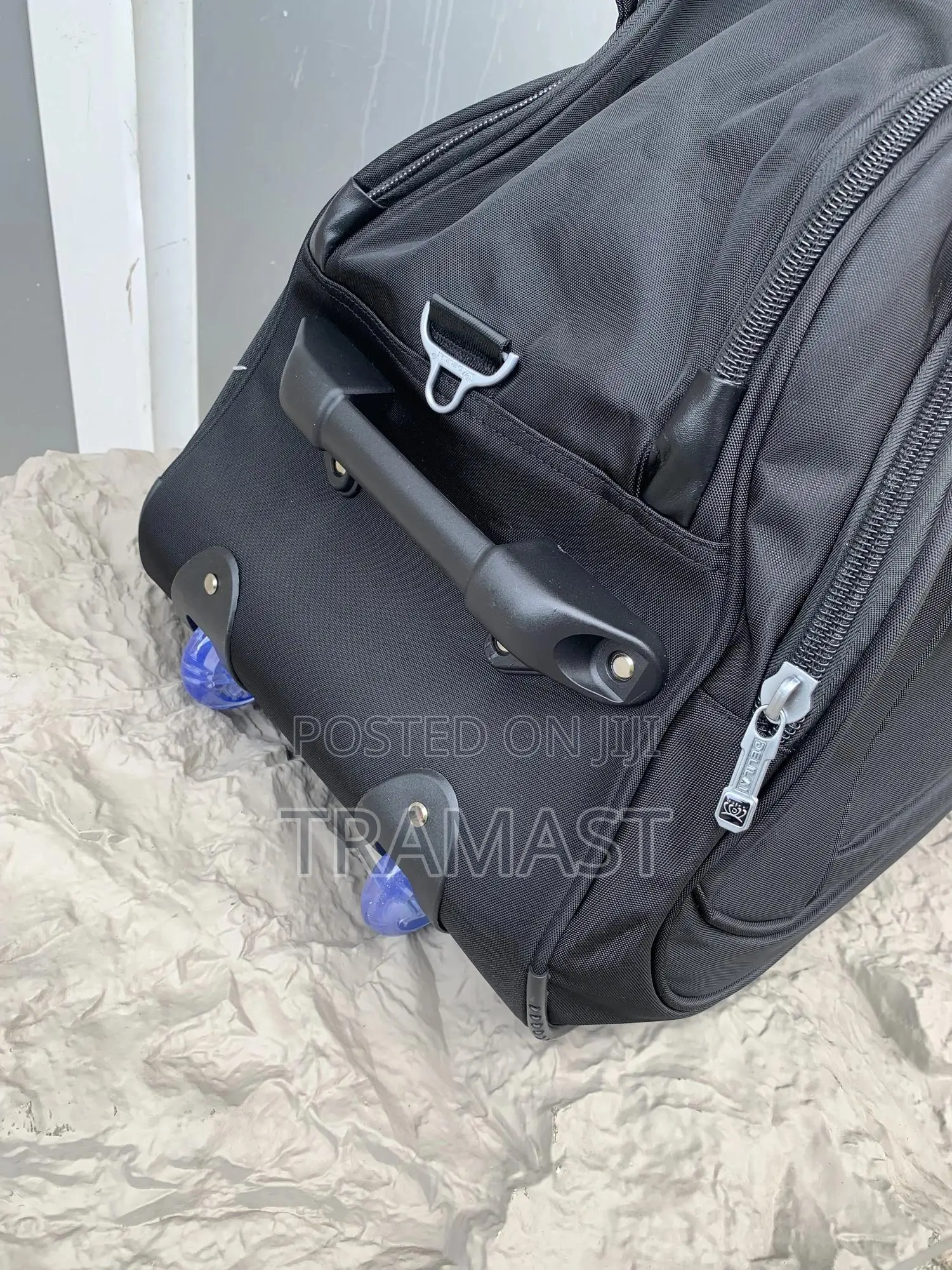 24 Inches Duffle Back Black With Trolley
