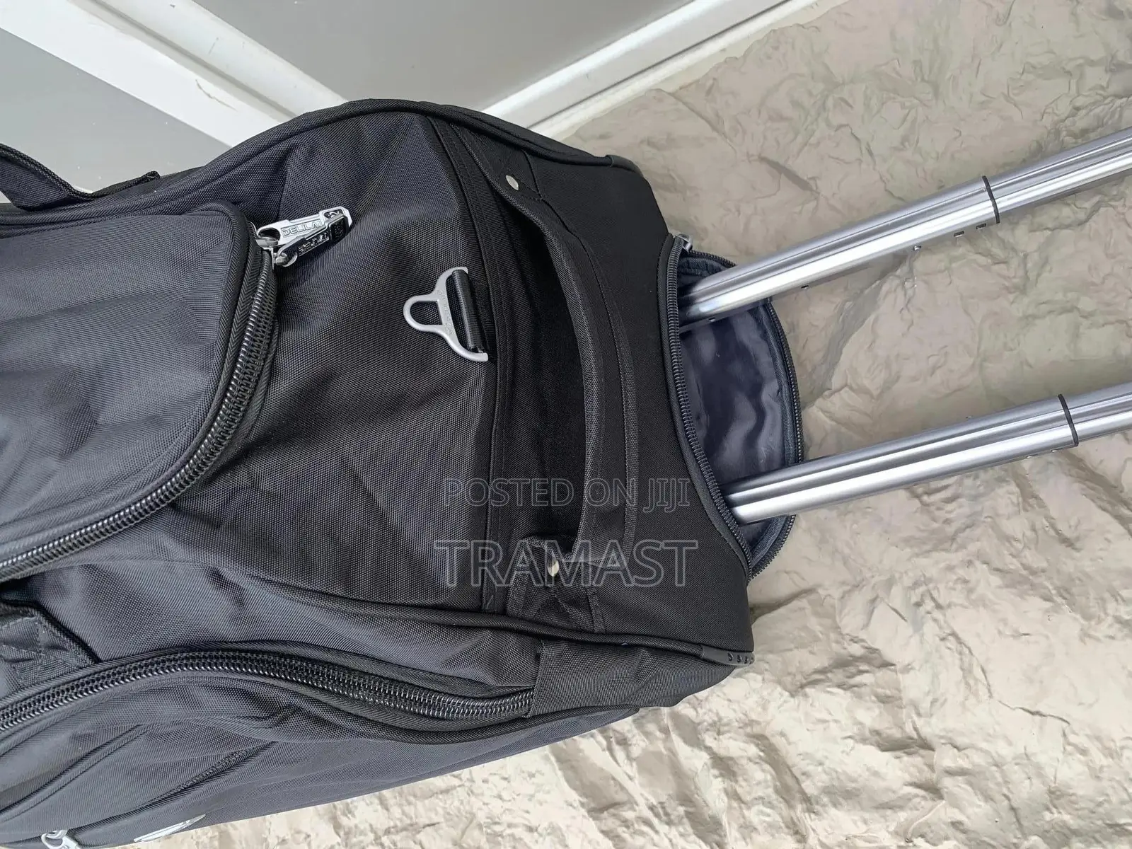 24 Inches Duffle Back Black With Trolley