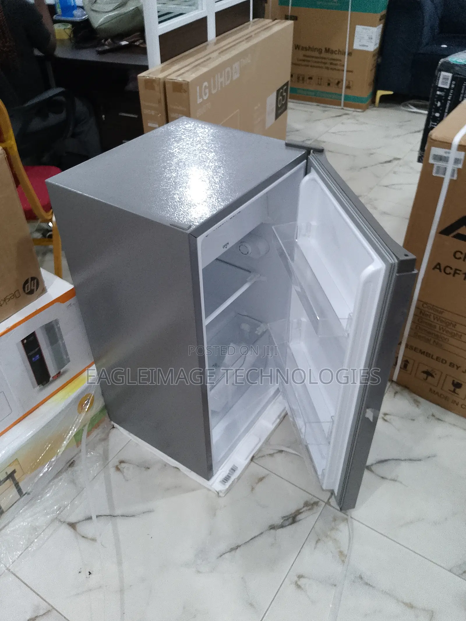 Expert-Approved Hisense 90L Refrigerator(Ref093dr)