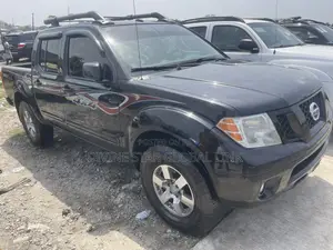 Nissan Frontier Crew Cab PRO-4X 2012 Black