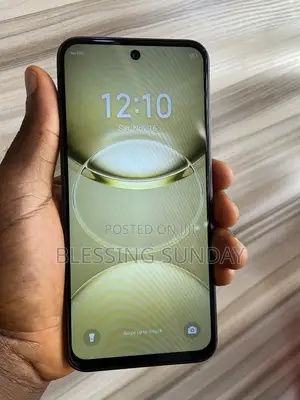 Photo - Tecno Spark 30C 128 GB Black