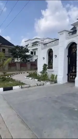 Furnished 6bdrm Mansion in Guzape for sale