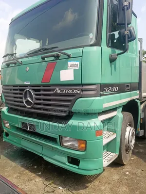 Photo - Mercedes Benz Actross 10 Tyres Pickup Back Tokunbo