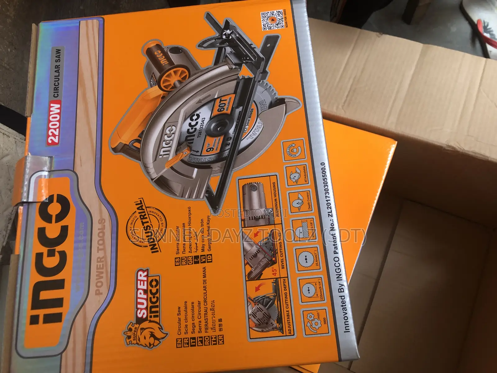Circular Saw Machine