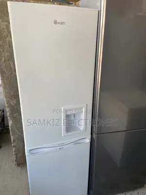 Swan Fridge Freezer With Water Dispenser