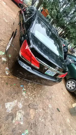 Toyota Avalon 2011 Black