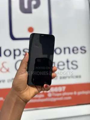 Apple iPhone 12 64 GB Black