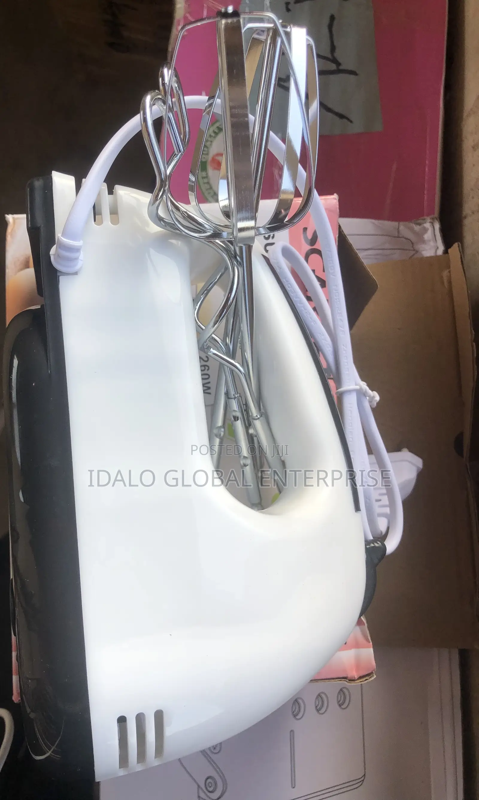 Scarlett Hand Mixer - 7 Speed