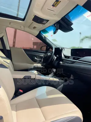Lexus ES 350 Luxury 2021 Red