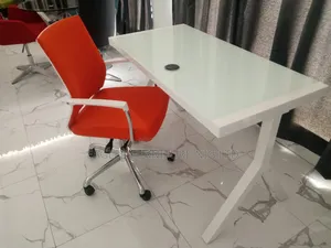 High Quality Glass Office Table and Chair