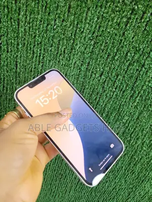 Apple iPhone 13 128 GB