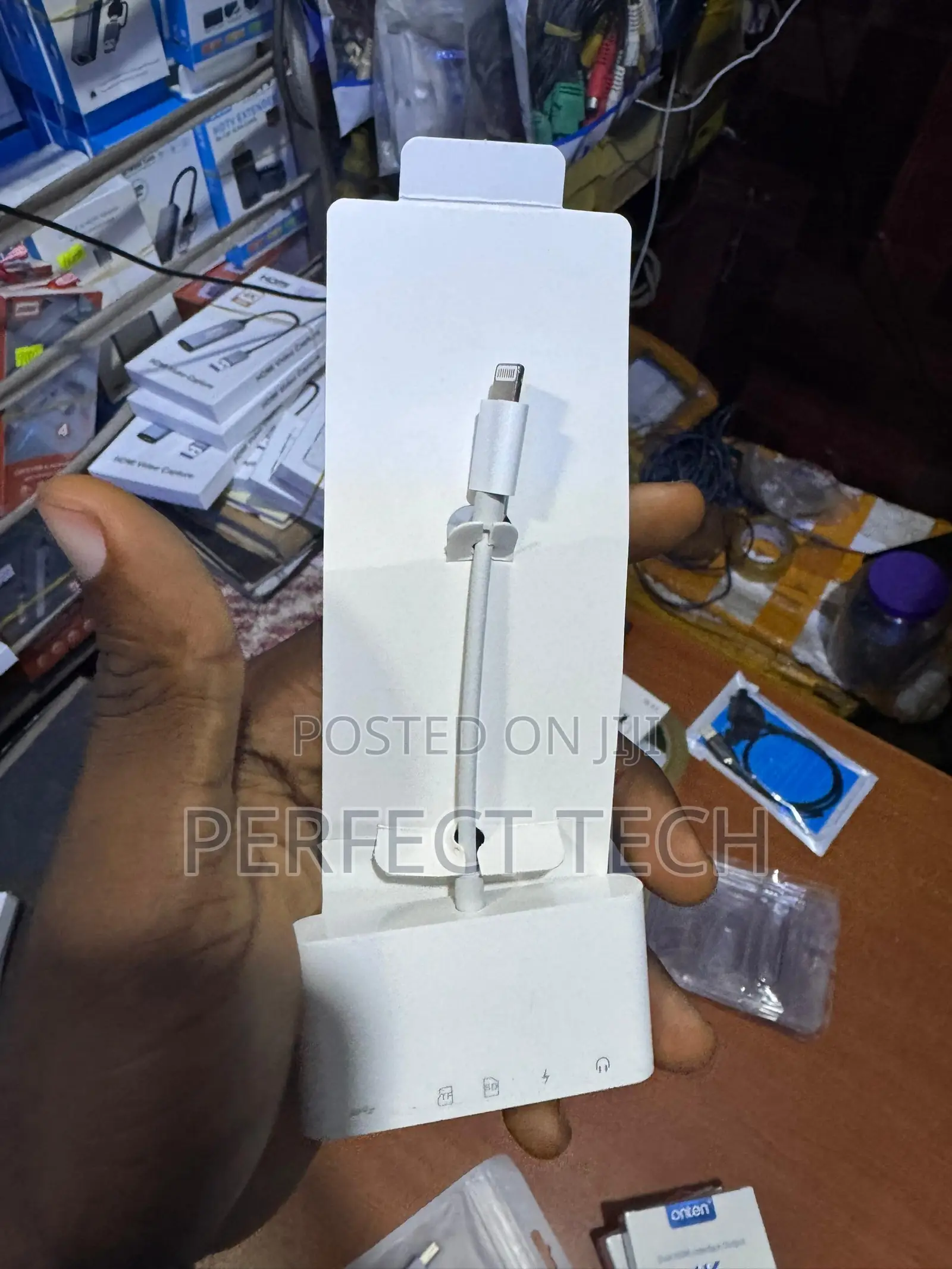 Lightning Multifunctional Adapter for iPhone